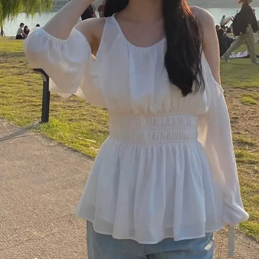 [BUNJANG] YUSOP Suji Blouse White / 유솝 수지 오프숄더 블라우스 화이트