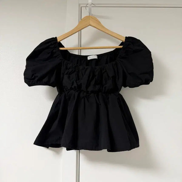 [BUNJANG] Shirring Crop Blouse Black Off-Shoulder / 셔링크롭블라우스 블랙 오프숄더