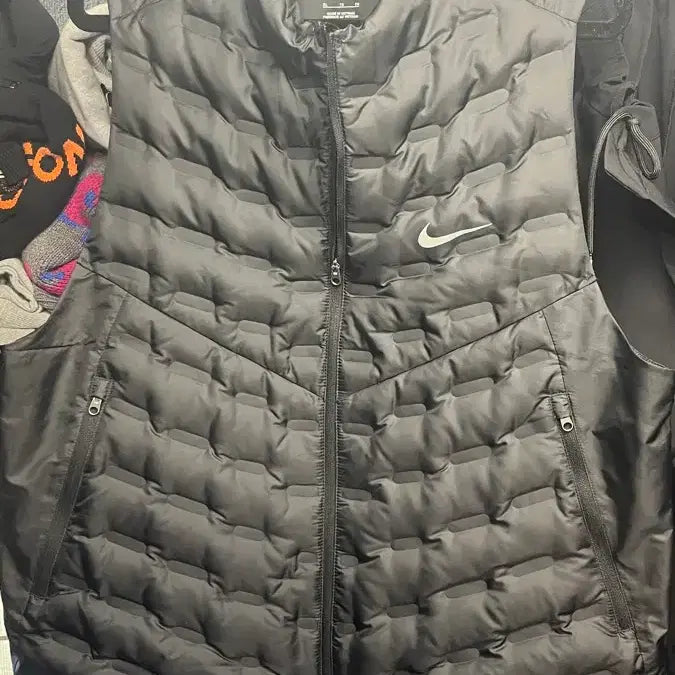 [BUNJANG] Nike Therma-FIT Black Padded Vest / 나이키 써마핏