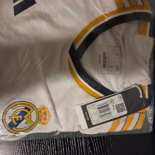 [BUNJANG] Real Madrid 2023/24 Home Authentic Jersey - Men's S / 레알마드리드 2023/24 홈 어센틱 유니폼 해외 s사이즈
