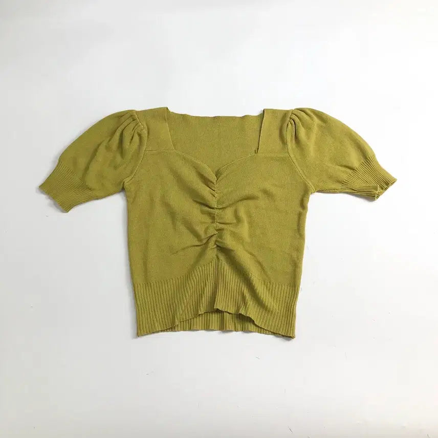 [BUNJANG] Ribbed Puff Sleeve Shirring Blouse / 골지 퍼프 소매 셔링