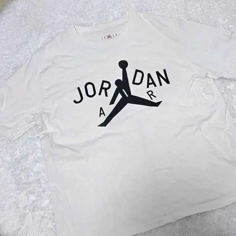 [BUNJANG] Jordan x Nina Chanel Airity T-Shirt / 조던 x 니나 샤넬 애브니 티셔츠