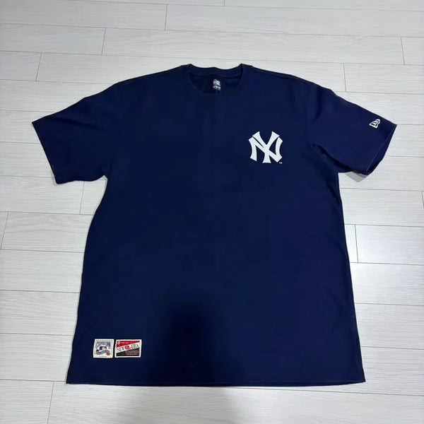 [BUNJANG] New Era Yankees Short Sleeve T-Shirt / 뉴에라 양키즈 반팔티