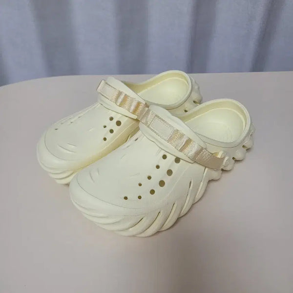 [BUNJANG] Crocs Echo Clog Buttercream 270 (M9/W11) / 크록스 에코클로그 버터크림 270 (m9/w11)