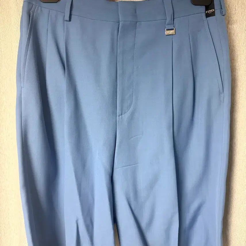 [BUNJANG] Fendi Bermuda Shorts Size 48 / 펜디 버뮤다팬츠 48