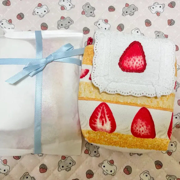 [BUNJANG] Sorojae Cream Strawberry Cake Pouch & Wallet Set / 챠님 챠노히 생크림 딸기케이크 디카 파우치 & 반지갑 set 소로재