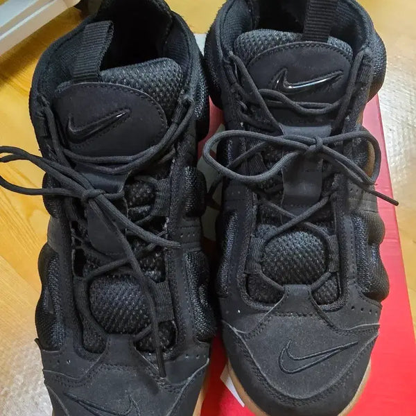 [BUNJANG] Nike Air More Uptempo Low Sneakers / 나이키 업템포 로우 290 사이즈 팝니다
