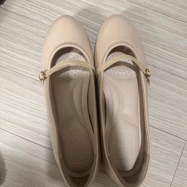[BUNJANG] NaturalFlex Mary Jane Flats - Light Beige / 네츄럴플렉스 메리제인 플랫슈즈 연베이지