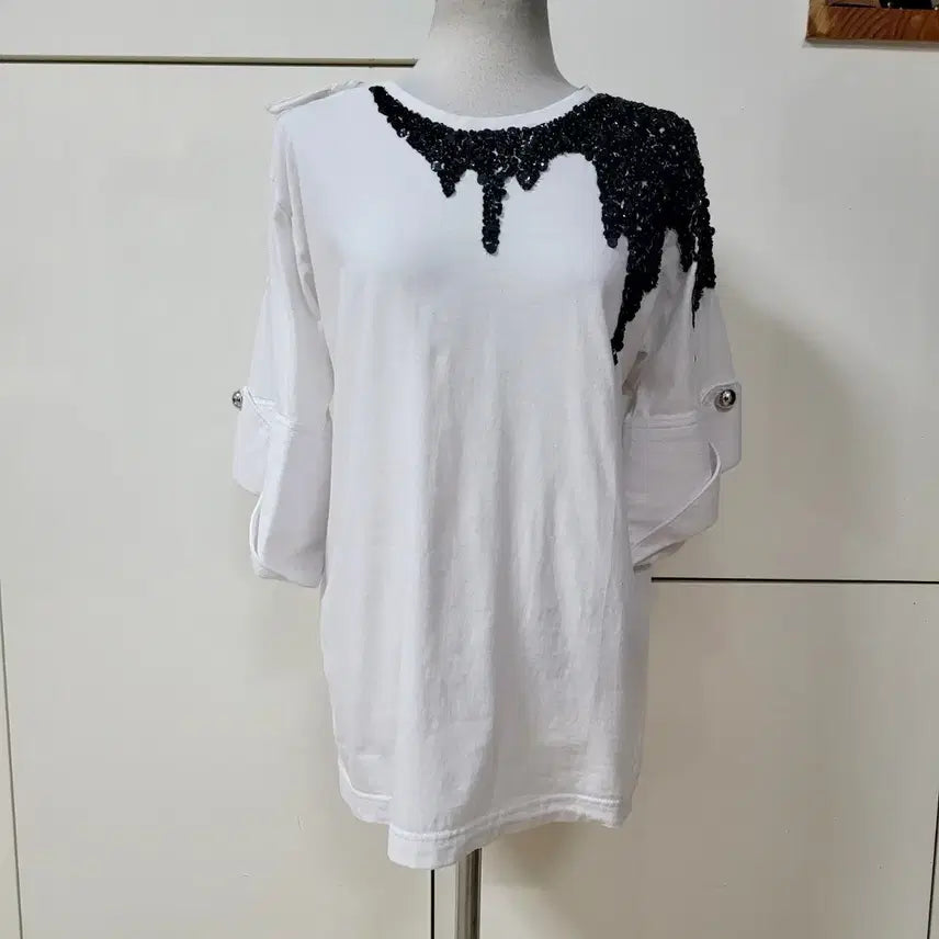 [BUNJANG] Monse Sequin Short Sleeve T-Shirt / 몬세 스팽글 반팔티