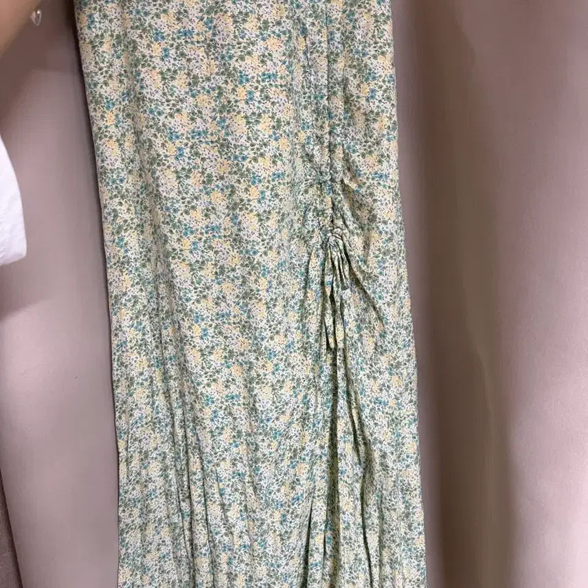 [BUNJANG] Flower Print Skirt / 55-66 플라워스커트