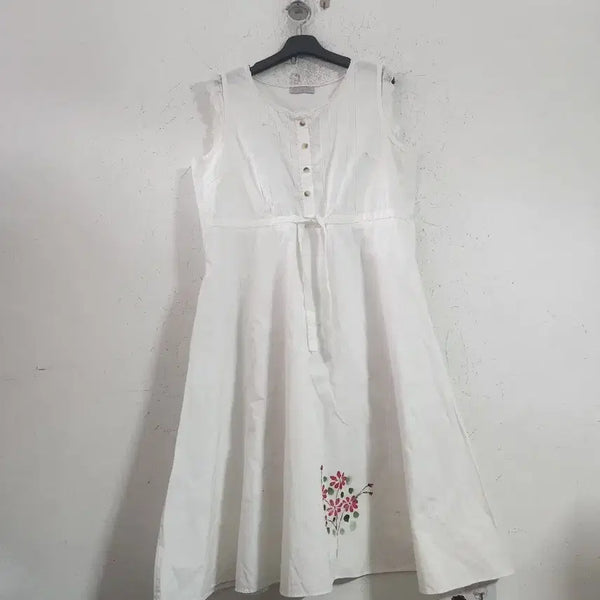 [BUNJANG] White Flower Printing Sleeveless Dress / 화이트 플라워 프린팅 민소매 원피스