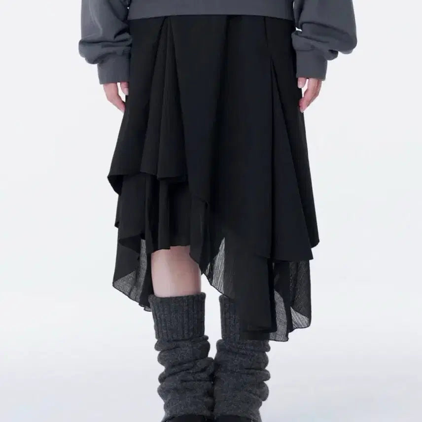 [BUNJANG] Miseki Seoul Unbalanced Layered Skirt Black / 미세키서울 Unbalanced layered skirt BLACK