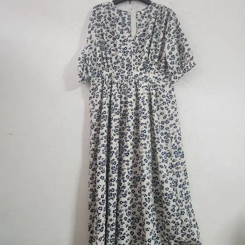 [BUNJANG] Chiffon Floral Maxi Dress / 쉬폰 플라워 맥시 원피스