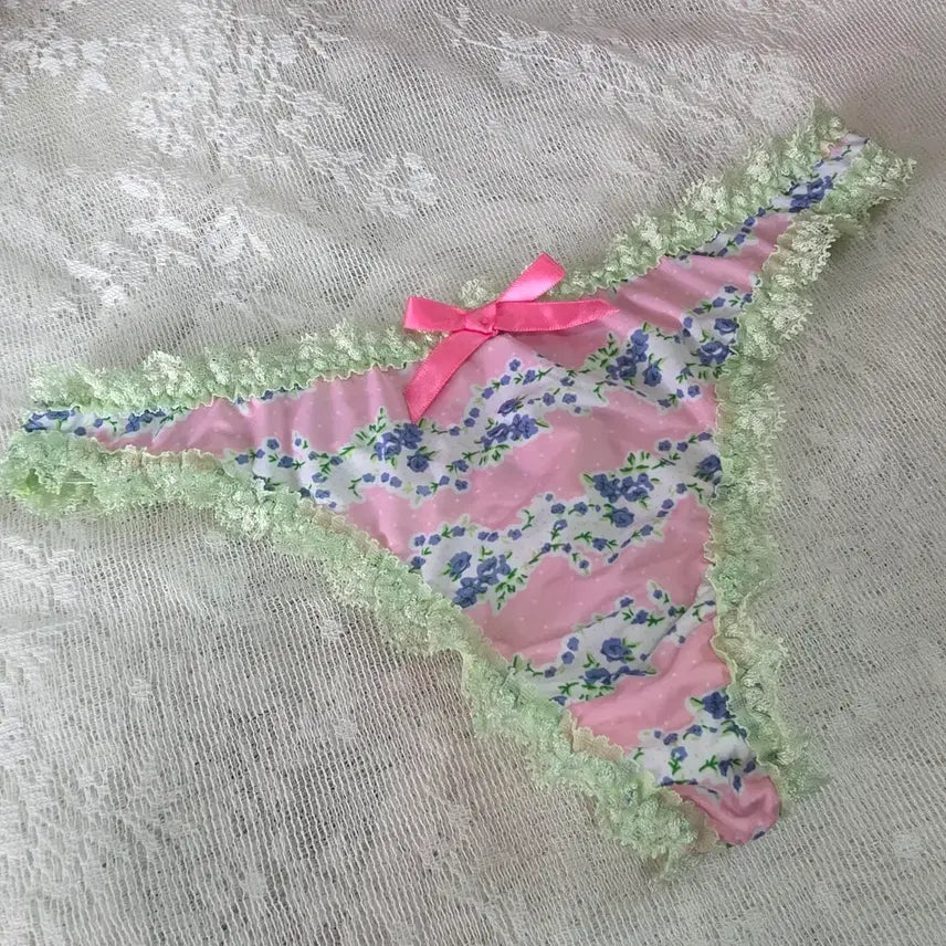 [BUNJANG] Floral Lace Thong Panty / 꽃무늬 레이스 티라인 팬티