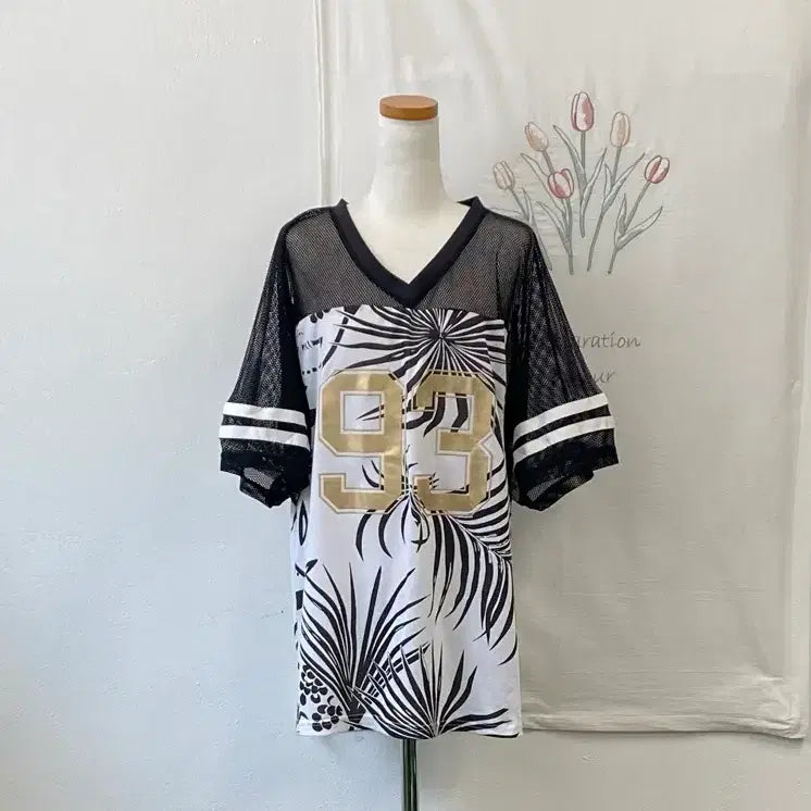 [BUNJANG] Cooling Fabric & See-Through Panel Short-Sleeve T-Shirt / 냉감원단 &시스루 배색 반팔 티셔츠 320