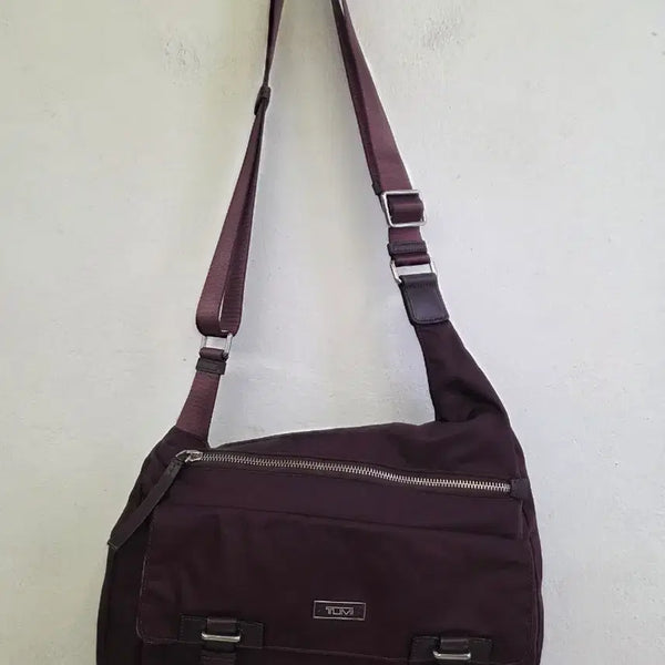 [BUNJANG] Tumi Shoulder Bag Burgundy / 투미 숄더백 버건디