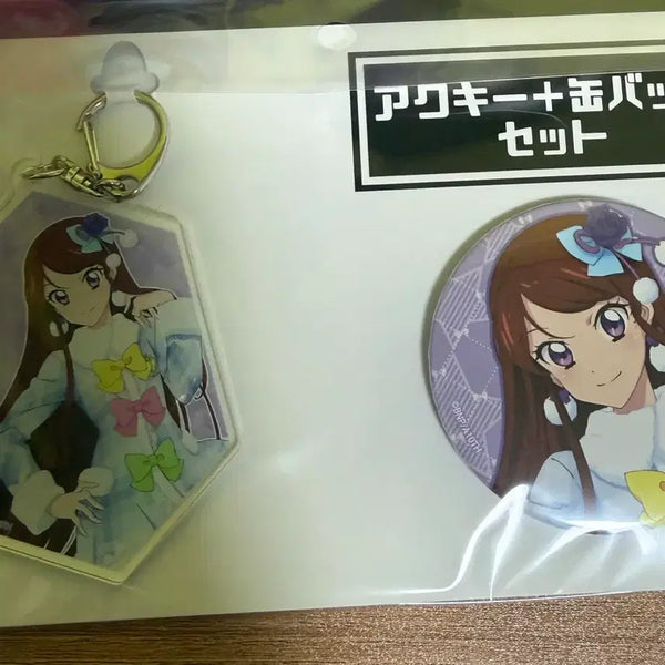 [BUNJANG] Aikatsu! Stars! Ichigo Hoshimiya & Ran Shibuki Acrylic Keyholder & Can Badge Set (Sealed) / 아이카츠 아이엠스타 팝업 시부키 란 캔뱃지 아크릴 키홀더 세트 미개봉