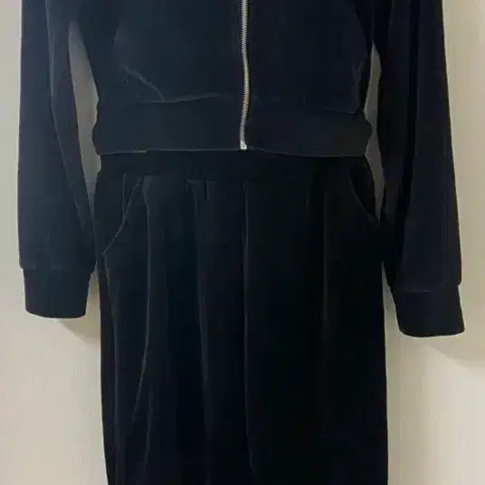[BUNJANG] Nike Velvet Training Set Two-Piece Tracksuit Velour / 나이키 벨벳 트레이닝 세트 투피스 트레이닝복 셋업코드류이 벨루어