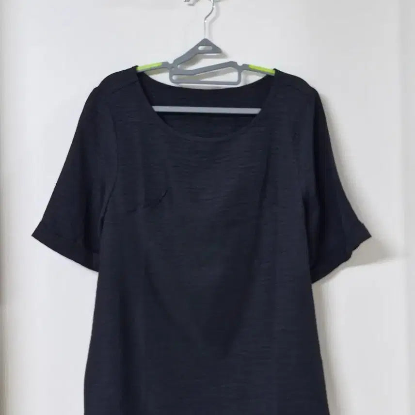 [BUNJANG] Women's Short Sleeve Blouse Black Size 66 / 여성 블라우스 반팔티 블랙 새옷 66