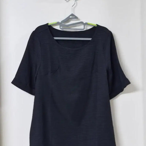 [BUNJANG] Women's Short Sleeve Blouse Black Size 66 / 여성 블라우스 반팔티 블랙 새옷 66
