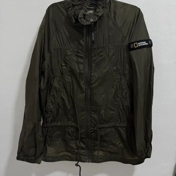 [BUNJANG] National Geographic Women's Lightweight Windbreaker Jacket / 내셔널지어그래픽 여성 경량 바람막이 자켓 95 s