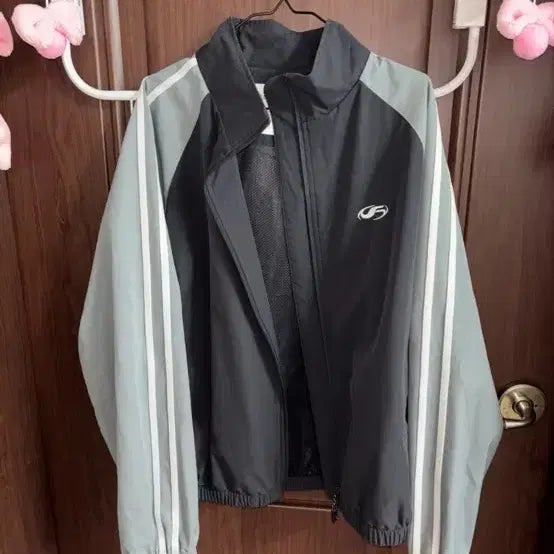 [BUNJANG] Filluminate Windbreaker Training Set / 필루미네이트 바람막이 바지 세트 트레이닝 셋업 세트