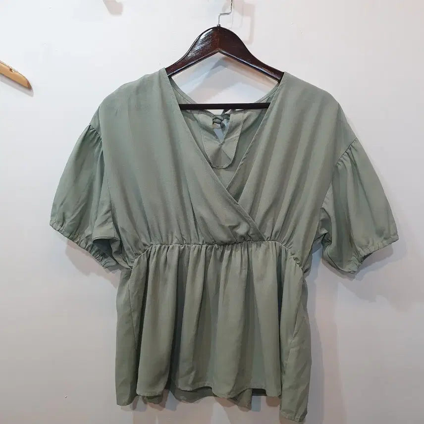 [BUNJANG] Mint Cream Ribbon Blouse / 민트크림 리본 블라우스