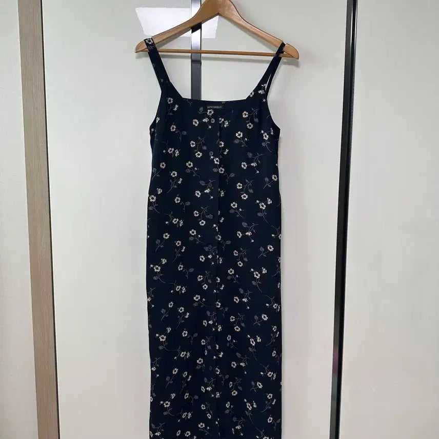 [BUNJANG] Navy Floral Print Vintage Strap Maxi Dress / 네이비 꽃무늬 빈티지 끈 롱 원피스