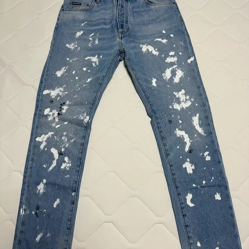 [BUNJANG] Palm Angels Paint Detail Denim Pants / [31] 팜엔젤스 페인트 데님 팬츠