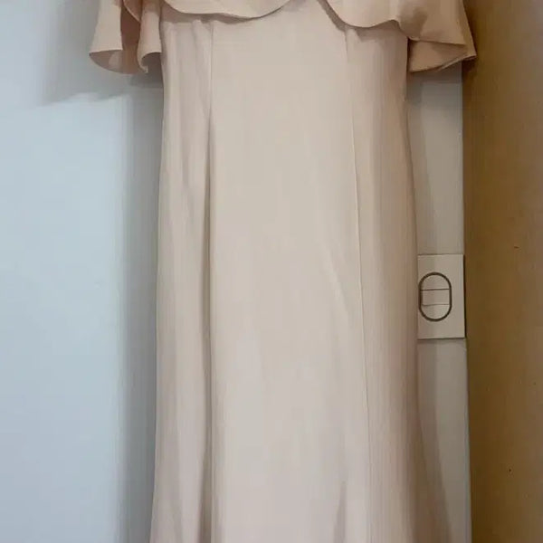 [BUNJANG] Bride And You "Beaute" Cape Goddess Dress / 브라이드앤유 박민영, 김고은 원피스, 케이프 여신 드레스.