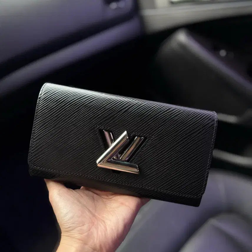 [BUNJANG] Louis Vuitton Twist Wallet Epi Black Silver Long Wallet / 루이비통 트위스트 월릿 에피 블랙 실버 장지갑