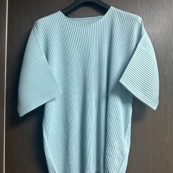 [BUNJANG] Sky Blue Pleated Short Sleeve T-Shirt / 플리츠 상의
