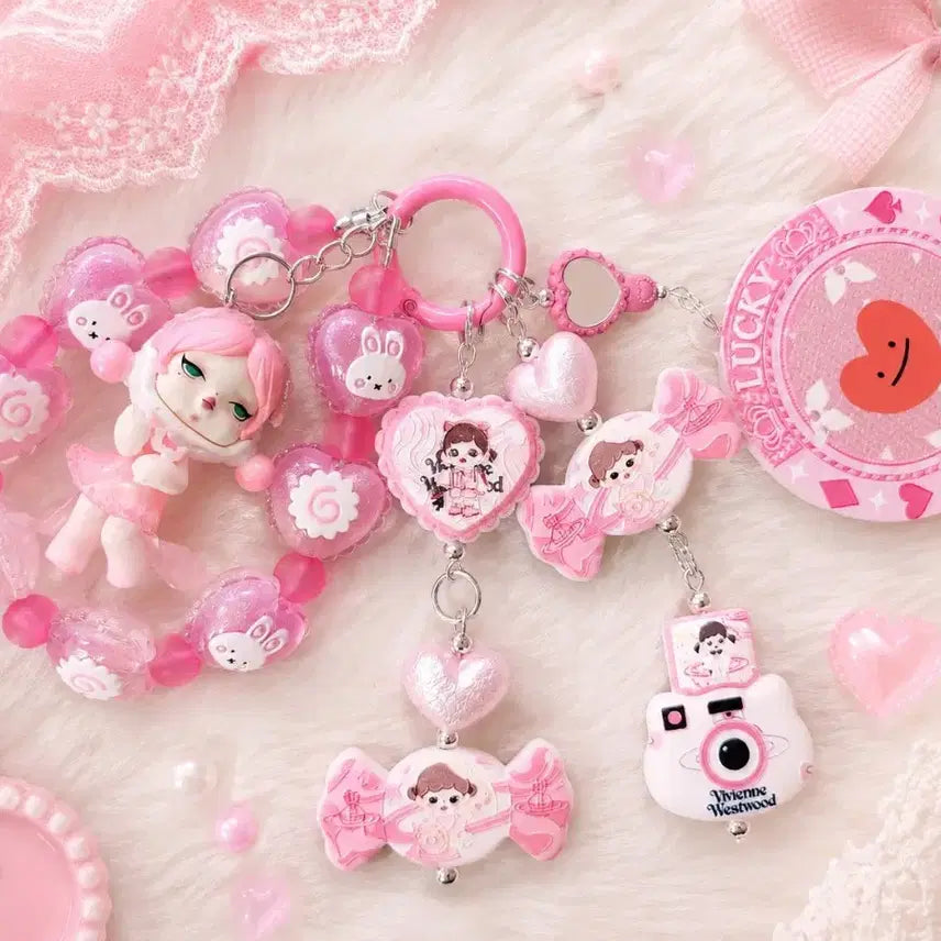 [BUNJANG] Vivienne Westwood Zora Skull Figure Handmade Keychain / 비비안 웨스트우드 조라, 스컬 피규어 키링(수제)
