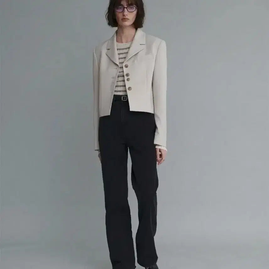[BUNJANG] L'Eveil CONE Straight Black Denim Pants / 루에브르 코네 스트레이트 블랙데님