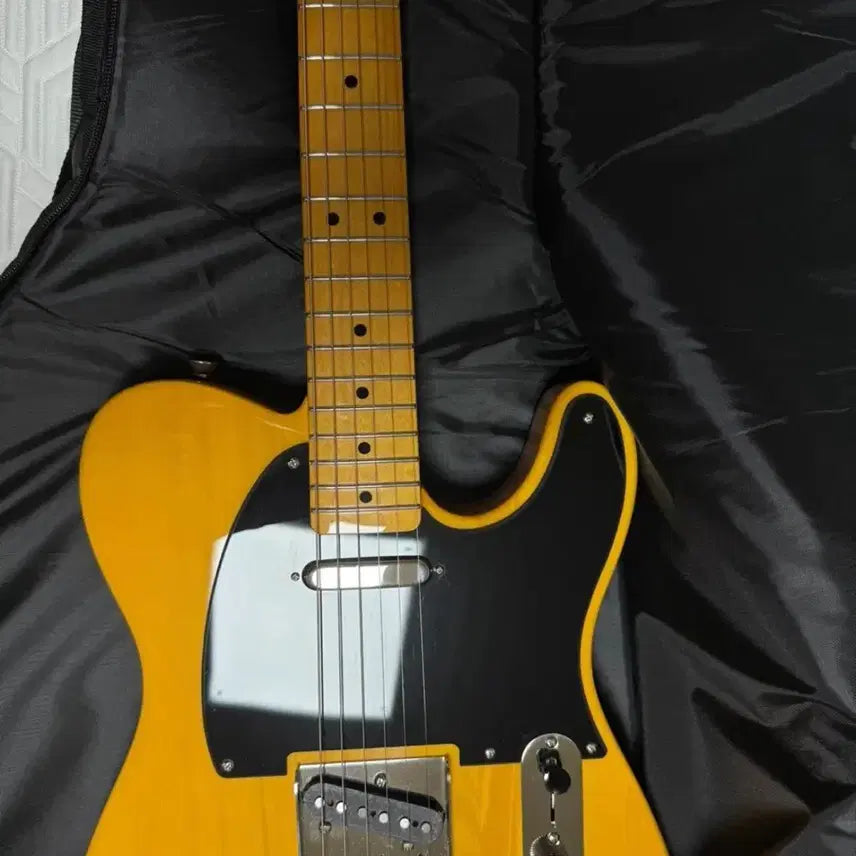 [BUNJANG] Squier Classic Vibe '50s Telecaster Butterscotch Electric Guitar / 스콰이어 클래식바이브 50s 텔레캐스터 버터스카치