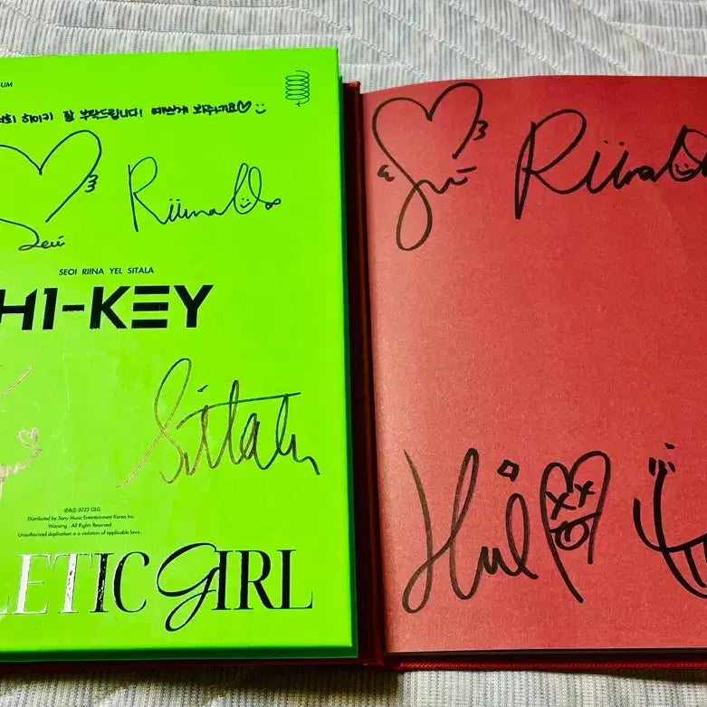 [BUNJANG] H1-KEY Signed 2-Set Athletic Girl Album / 하이키 H1-KEY 친필싸인 2종 세트 비매