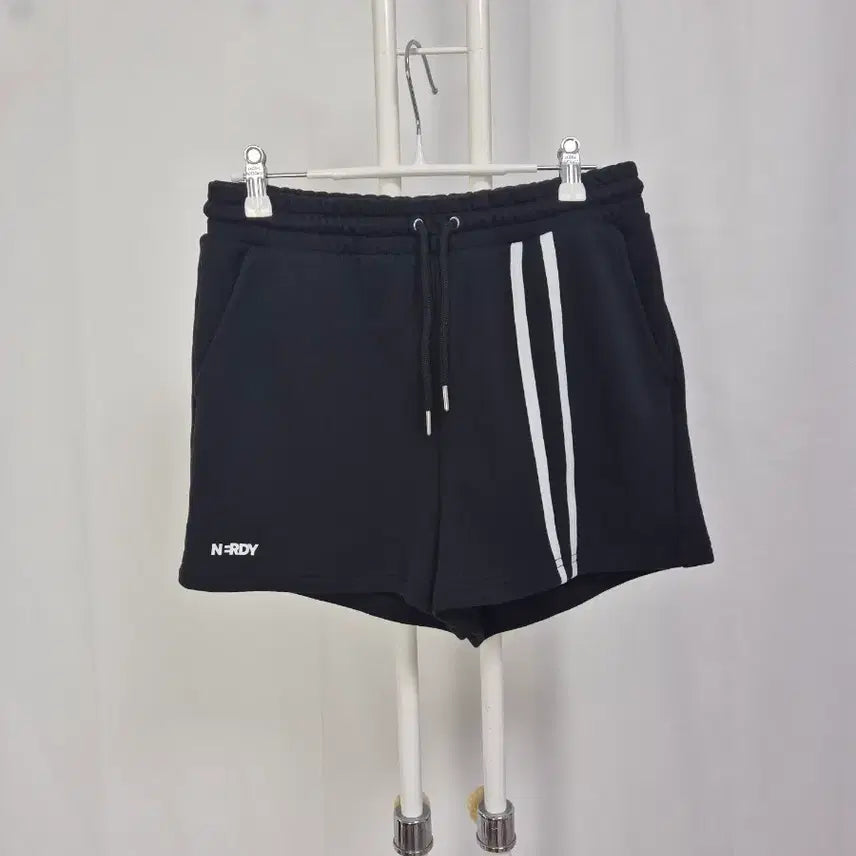 [BUNJANG] Nerdy Sideline Shorts Black / NERDY 사이드라인 숏팬츠 블랙