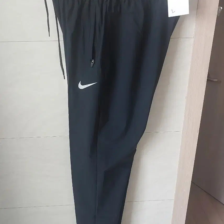 [BUNJANG] Nike Men's Cooling Functionality Pants L Black / 나이키 여름용 기능성 냉감팬츠 L 새상품 블랙