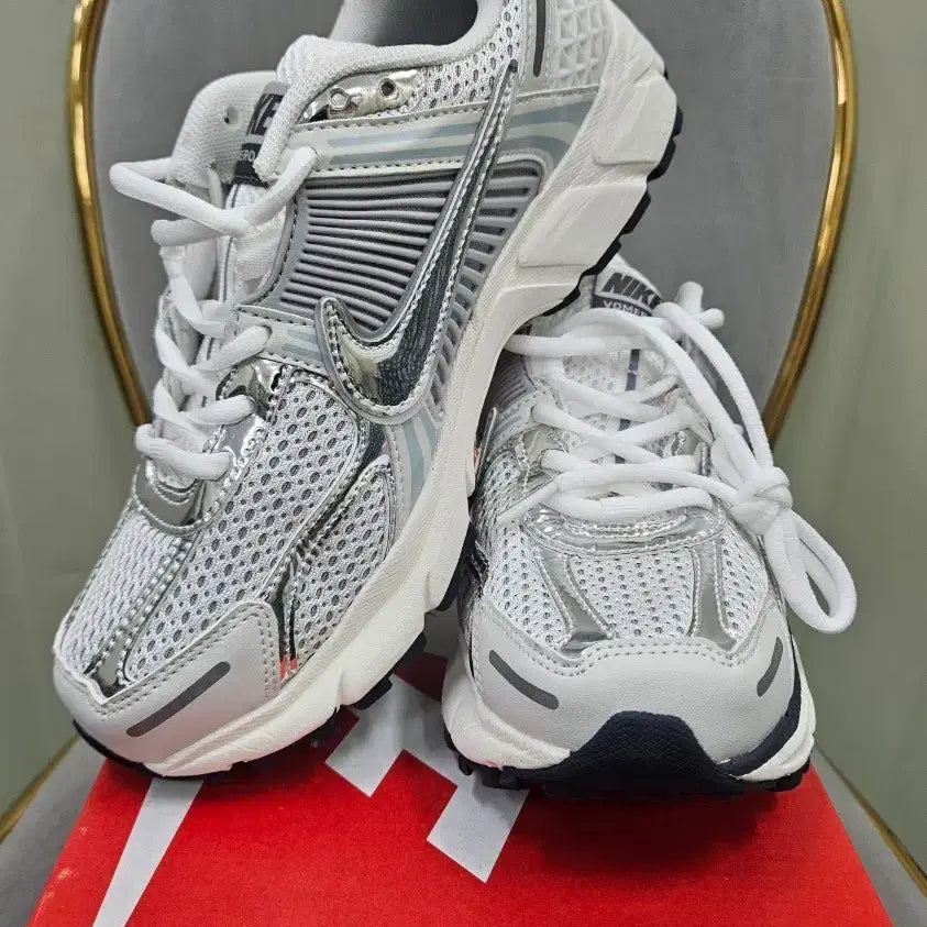 [BUNJANG] Nike Vomero 5 Running Shoes / 나 이 키 보메로5
