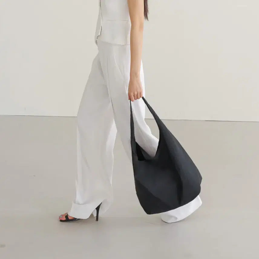 [BUNJANG] Kilian Loa Series Nylon Hobo Bag - Medium / 킬리안 로아시리즈 나일론 호보백 M