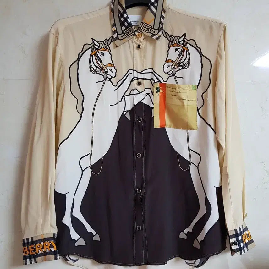[BUNJANG] Burberry Runway Unicorn Silk Shirt / 버버리 런웨이 유니콘 실크 셔츠