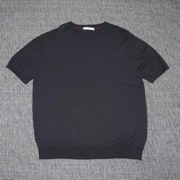 [BUNJANG] MANNER&DAPPER Knit Short Sleeve T-Shirt Size 105 / MANNER&DAPPER 매너앤대퍼 얇은니트 반팔 105