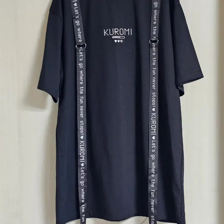 [BUNJANG] Kuromi Collaboration Short-Sleeve T-Shirt / 돈키호테 쿠로미 콜라보 반팔