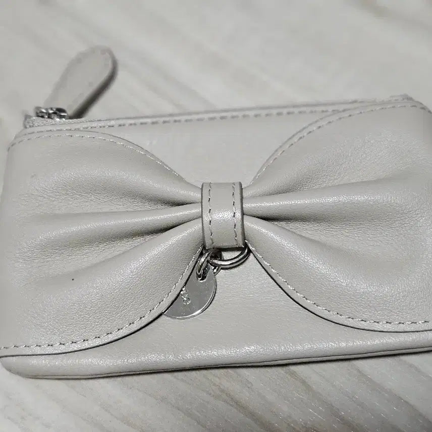 [BUNJANG] Vrunk Toc Balakva Ribbon Wallet Pouch / 분크 토크 발라카 리본 지갑 파우치