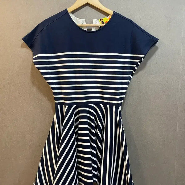 [BUNJANG] Lucky Chouette Navy Striped Dress Size 55 / 럭키슈에뜨 네이비 스트라이프 원피스 55