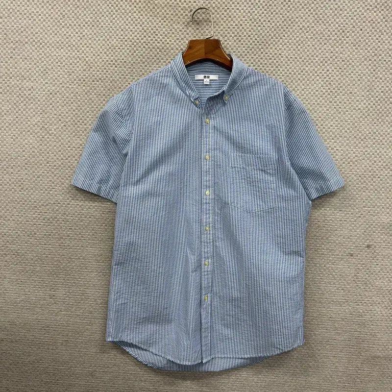 [BUNJANG] Uniqlo Seersucker Short Sleeve Shirt L / 유니클로 시어서커 반팔 셔츠 L D05072