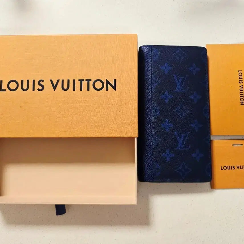 [BUNJANG] Louis Vuitton Monogram Brazza Long Wallet Navy Blue / 루이비통 모노그램 네이비 블루 브라짜 장지갑