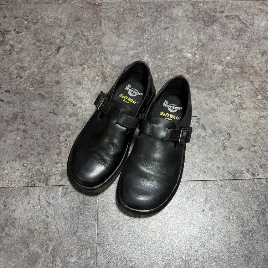 [BUNJANG] Dr. Martens Patricia 220 Boots / 닥터마틴 패트리샤 220