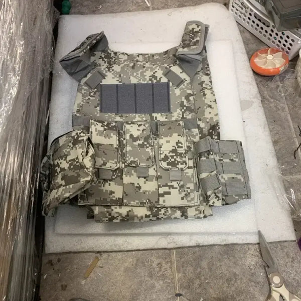 [BUNJANG] Digital Camouflage Tactical Vest New / 디지털 무늬 전술 조끼 새상품