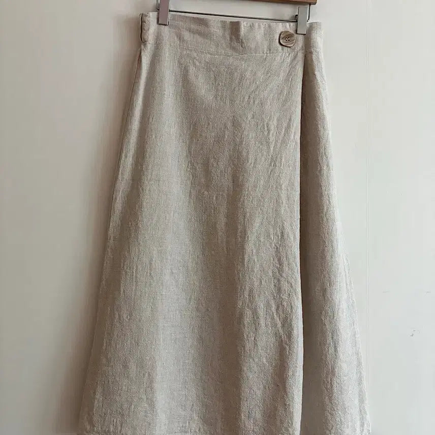 [BUNJANG] Beige Linen Button Skirt / 베이지 버튼 린넨 스커트